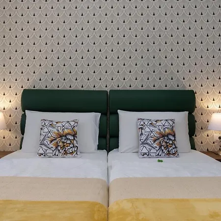 Aurora Guest house